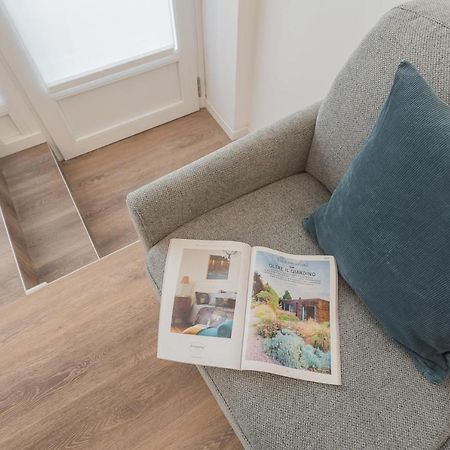 A Step From The Dome Apartment By Rent All Комо Екстериор снимка